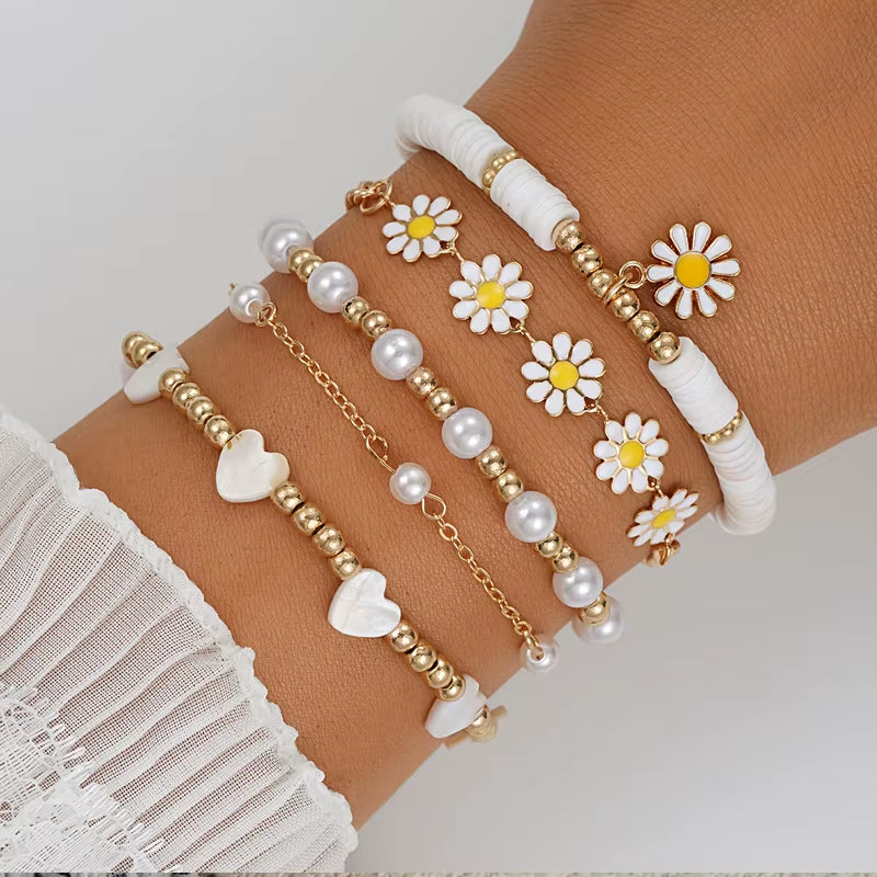 10-Piece Vintage Bohemian Bracelet Set for Women with Daisy Flower Pendant, Beaded Star, Heart, and Pearl Bangles - 2024 Trendy Jewelry Gift