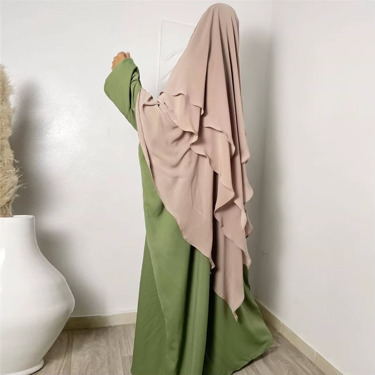 Plain Three-Layer Chiffon Hijab Prayer Khimar Solid Color Arabian Türkiye Shawl Headscarf 136*120Cm